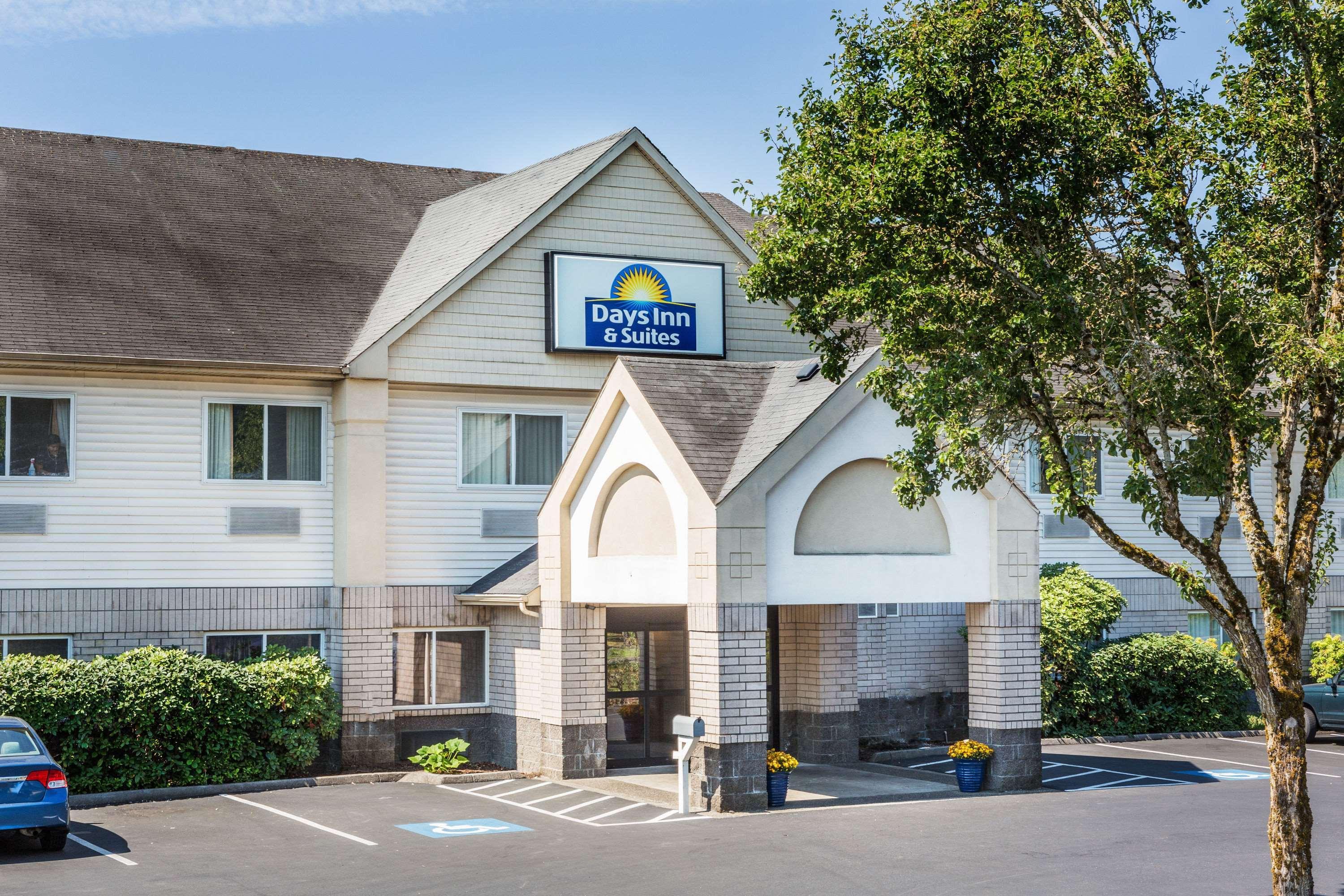 Days Inn & Suites By Wyndham Ванкувер Екстер'єр фото
